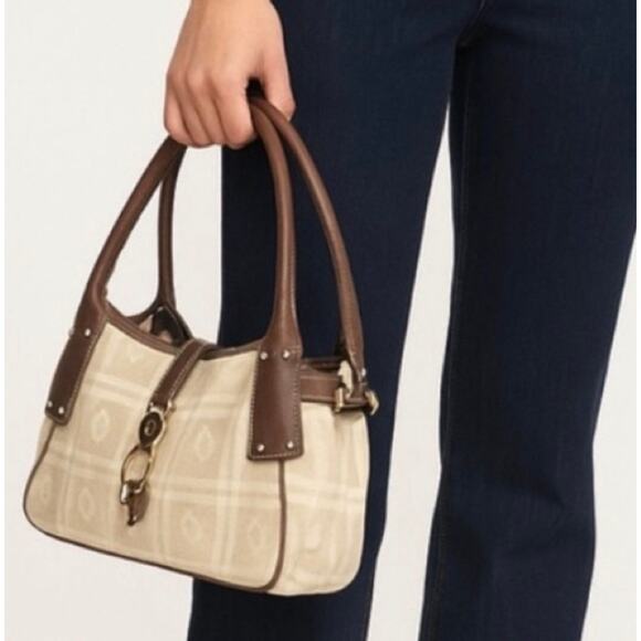 Dooney & Bourke purse - Picture 11 of 12